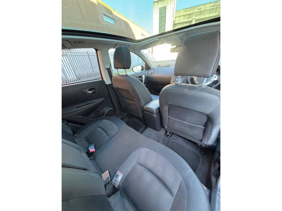 2011 Nissan Qashqai - image 13