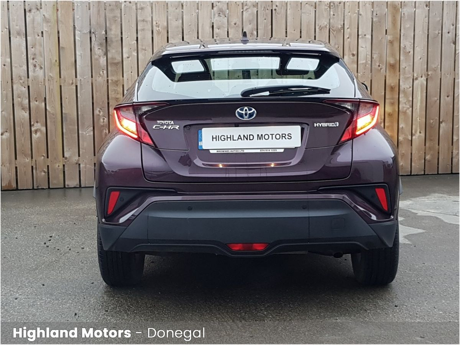 2022 Toyota C-HR 1.8 HYBRID SPORT BITONE €25,900