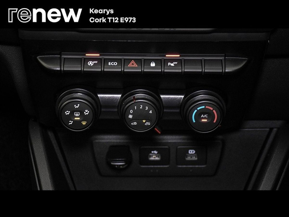 2023 Dacia Duster - image 31