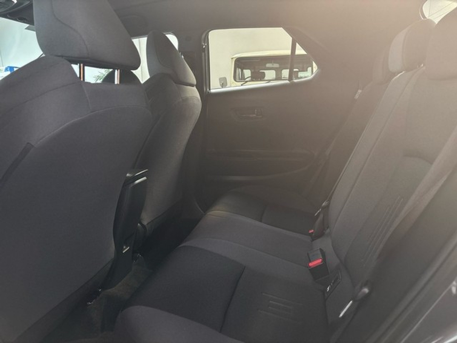 2024 Toyota C-HR - image 7