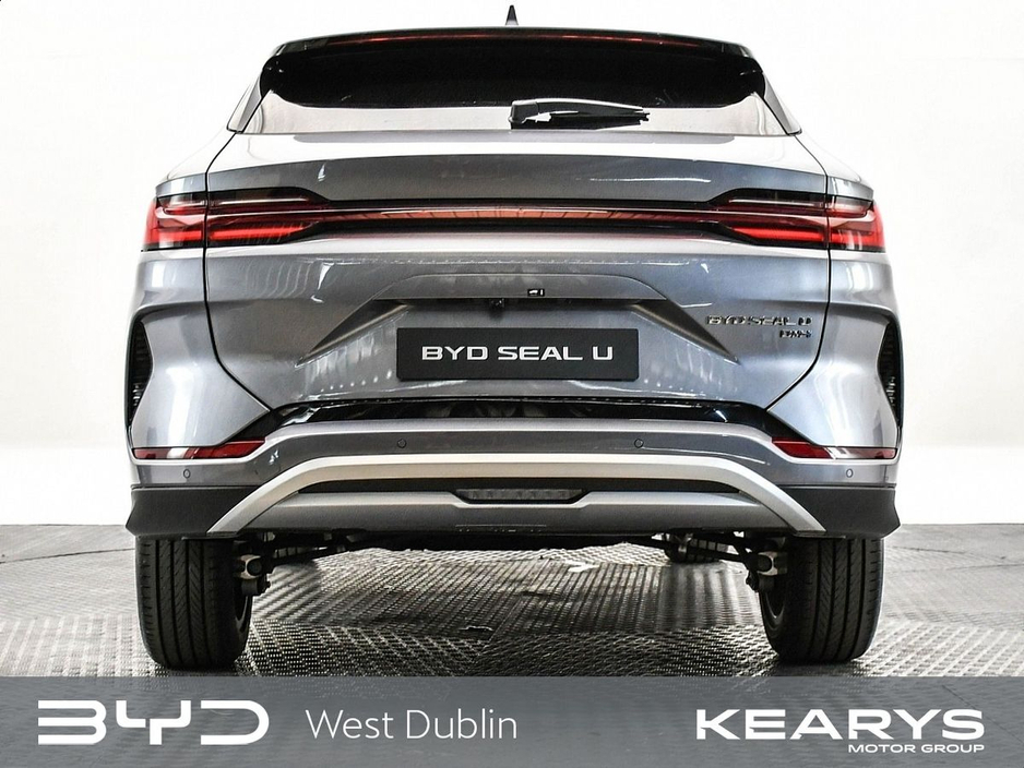 2025 BYD Seal U - image 2