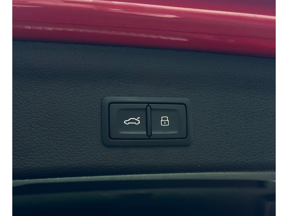 2024 Audi Q3 - image 11