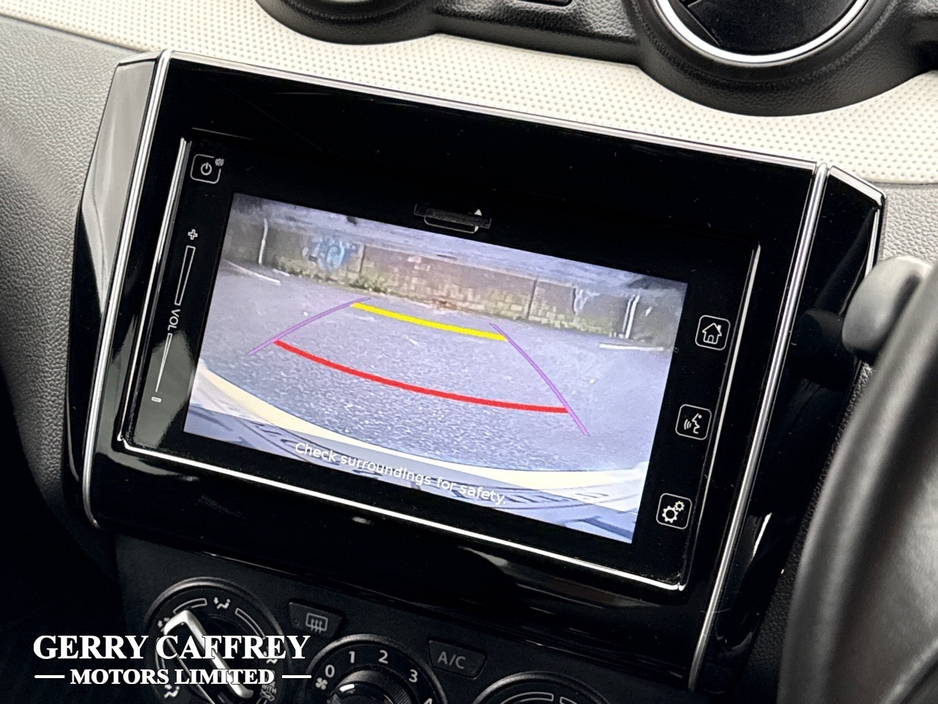 2023 Suzuki Swift - image 15