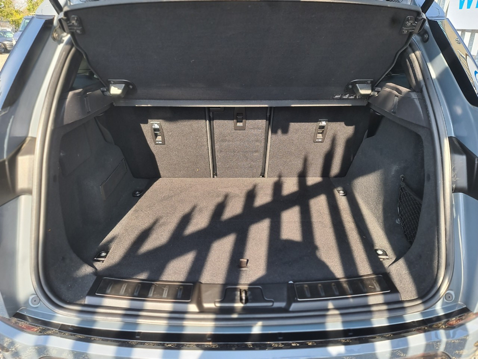 2021 Land Rover Range Rover Evoque - image 19