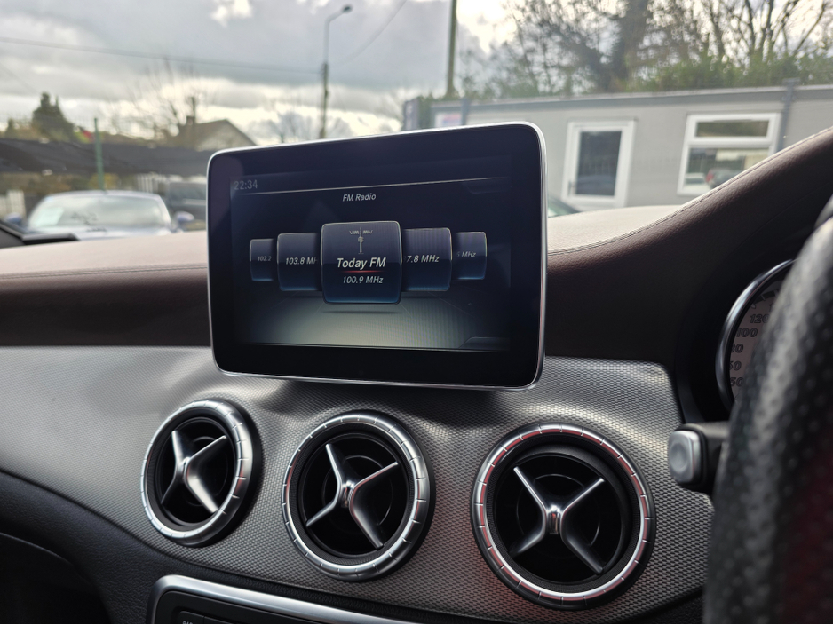 2015 Mercedes-Benz CLA Class - image 15