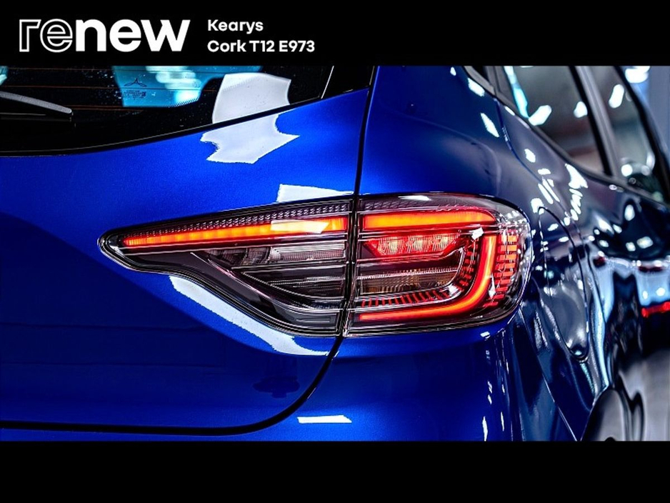 2025 Renault Clio - image 18