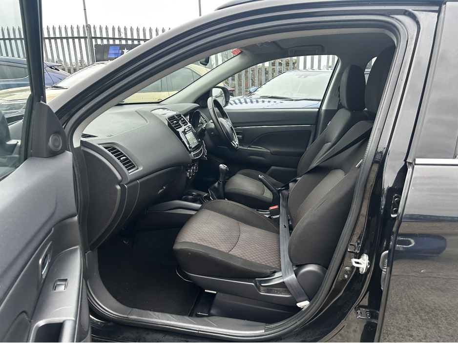 2017 Mitsubishi ASX 1.6 3 115BHP 5DR €12,995