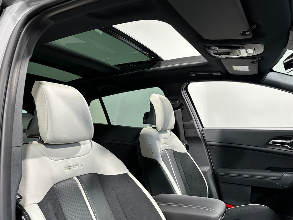 2026 Kia Sportage - image 11