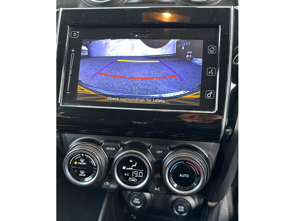 2019 Suzuki Swift - image 11