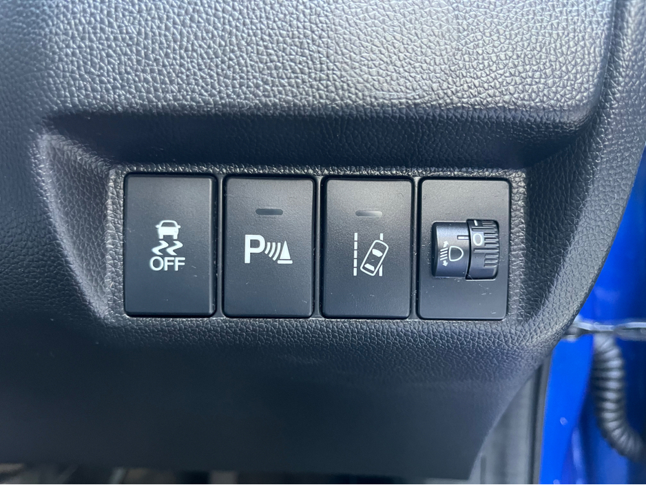 2018 Honda Jazz - image 11