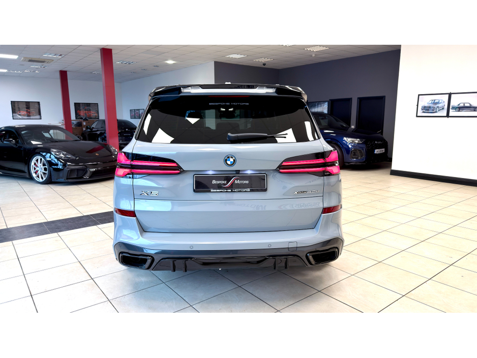 2025 BMW X5 50E MSPORT PRO €95,950