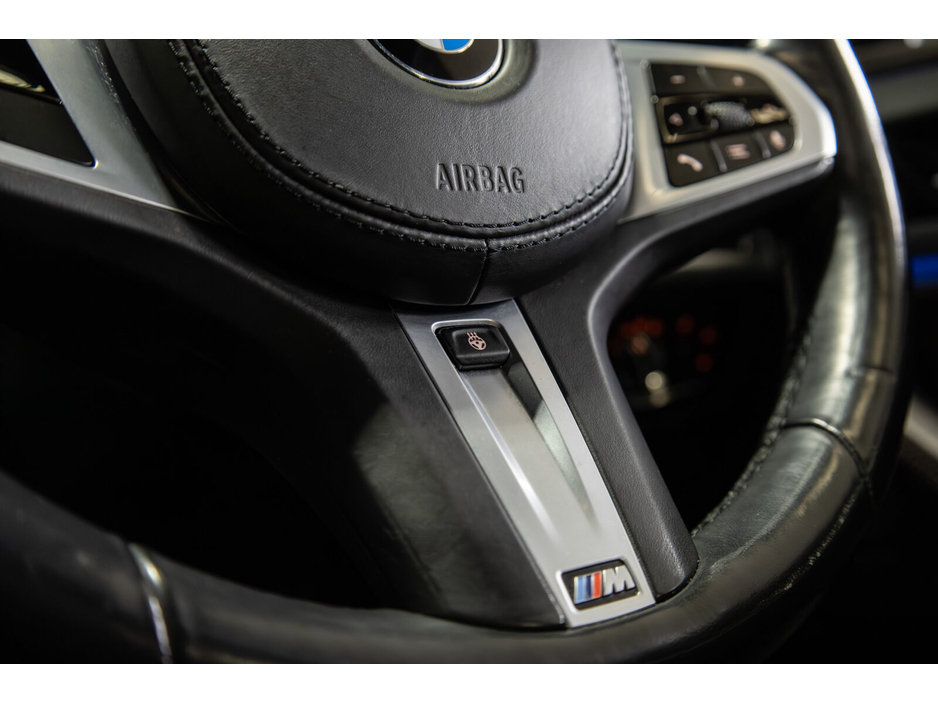 2021 BMW X3 - image 17