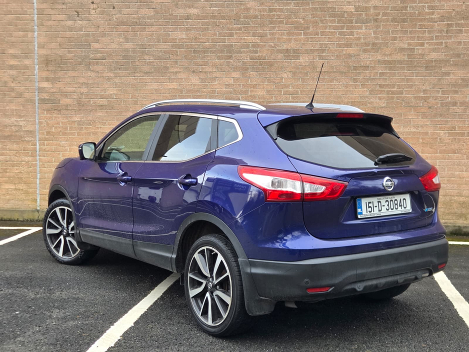 2015 Nissan Qashqai - image 6