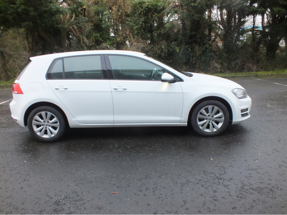 2015 Volkswagen Golf 1.2  TSI Auto €13,500