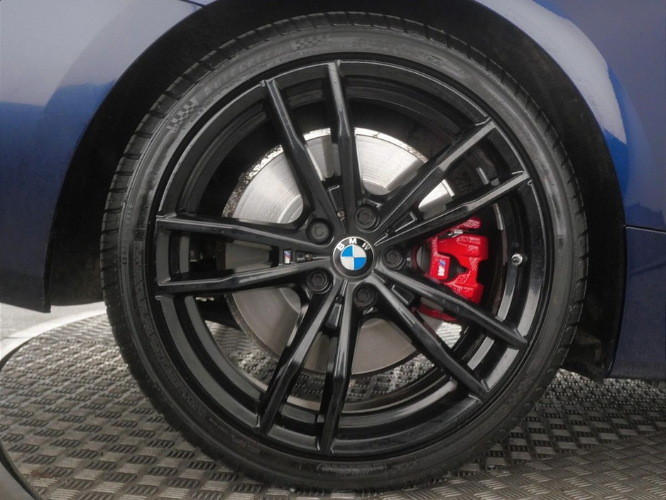 2023 BMW 4 Series - image 12