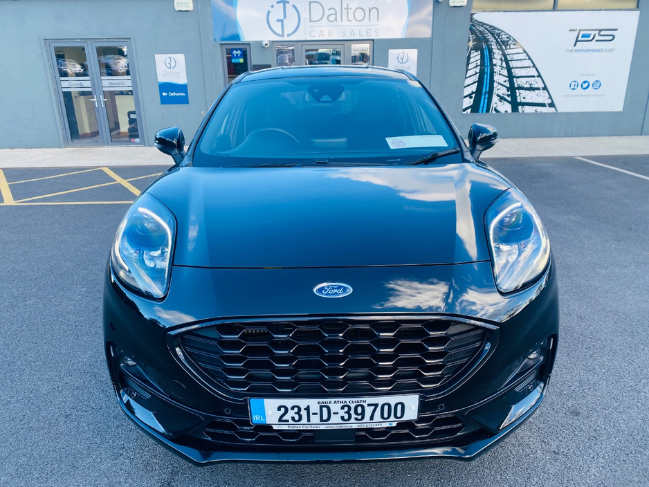 2023 Ford Puma - image 2