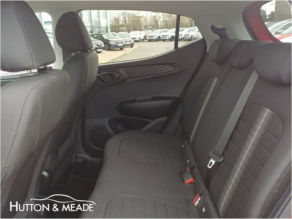 2024 Hyundai i10 - image 11