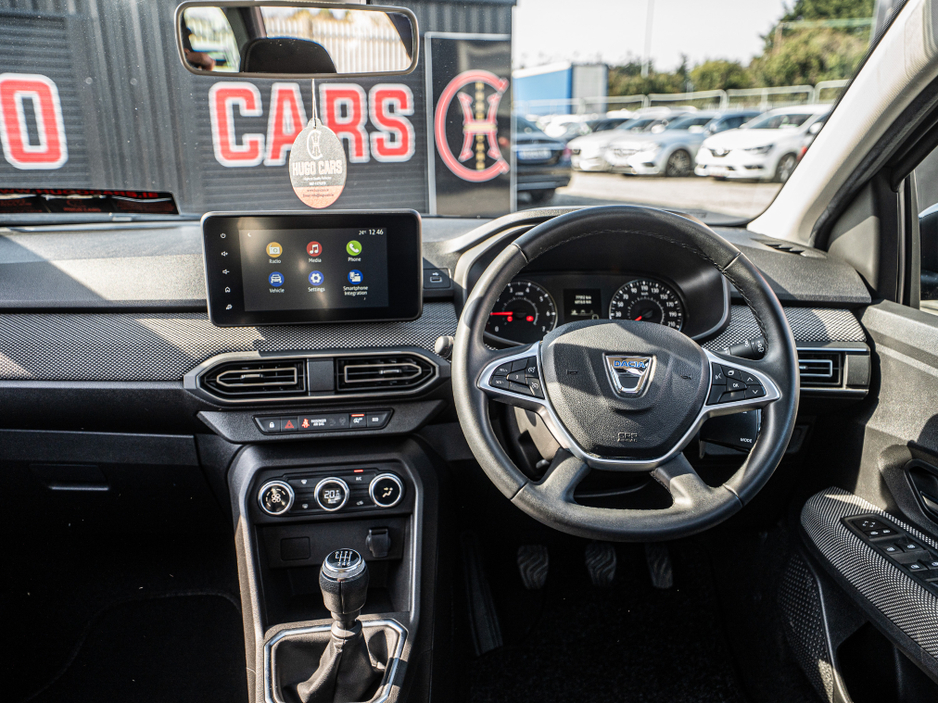2022 Dacia Jogger - image 6