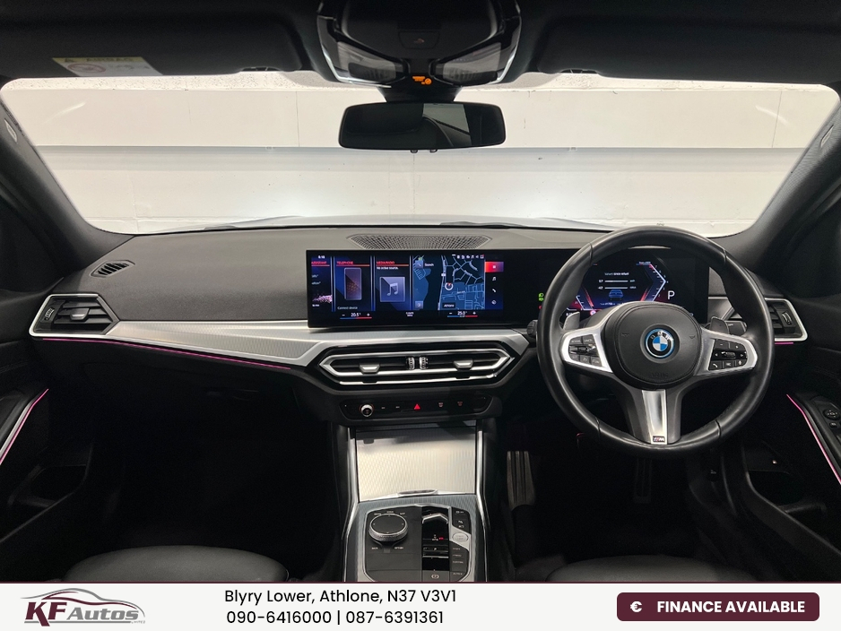2023 BMW 3 Series - image 20