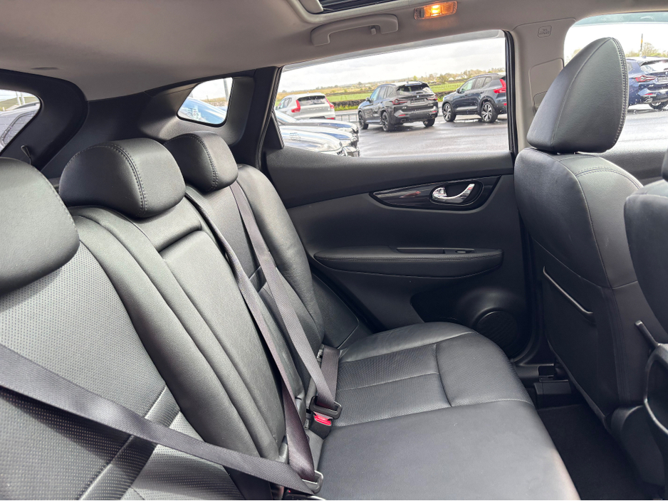 2016 Nissan Qashqai - image 17