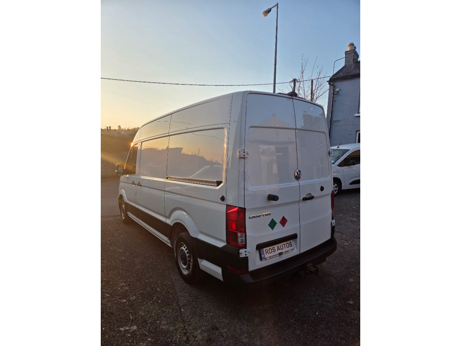 2022 Volkswagen Crafter - image 4