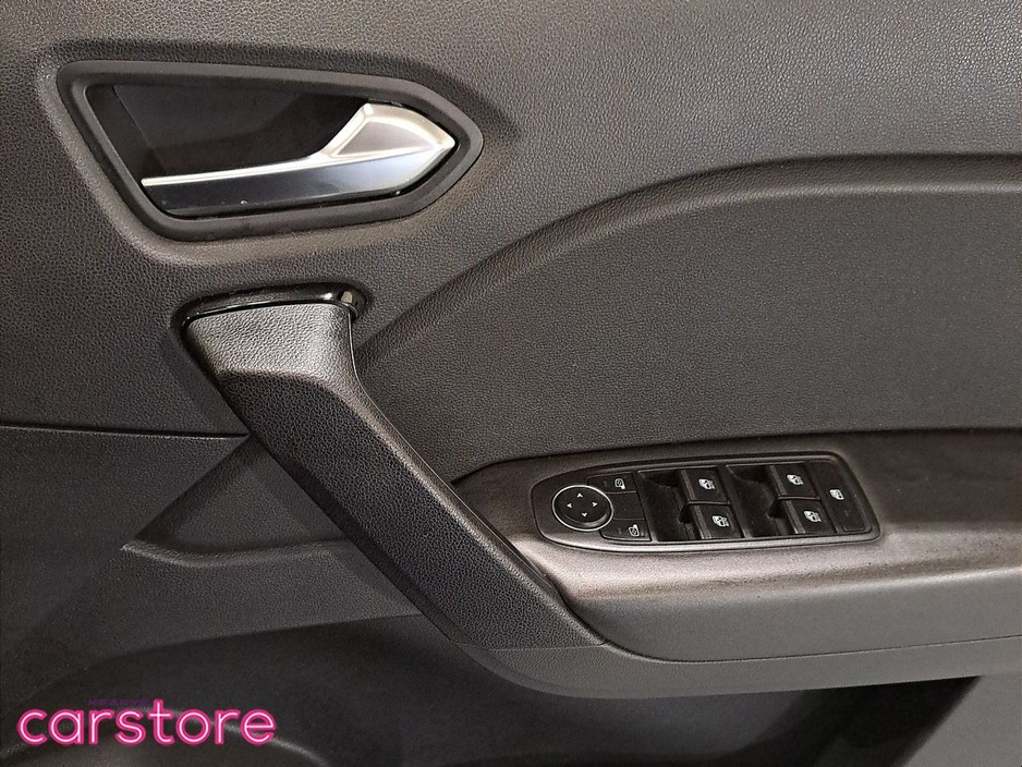 2023 Renault Captur - image 19