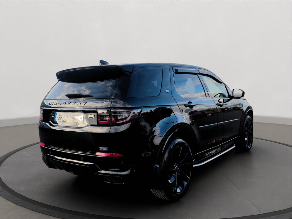 2023 Land Rover Discovery Sport - image 6