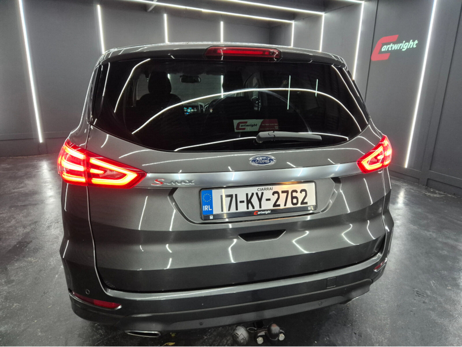 2017 Ford S-Max - image 15