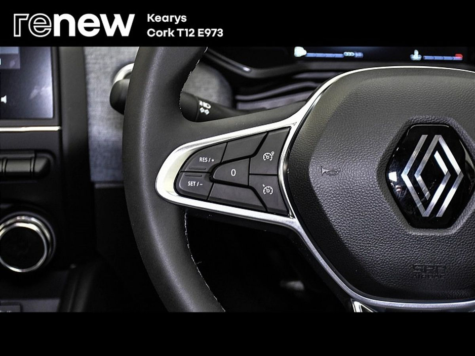 2025 Renault Clio - image 15