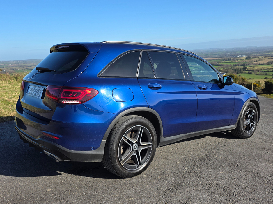 2021 Mercedes-Benz GLC Class - image 5