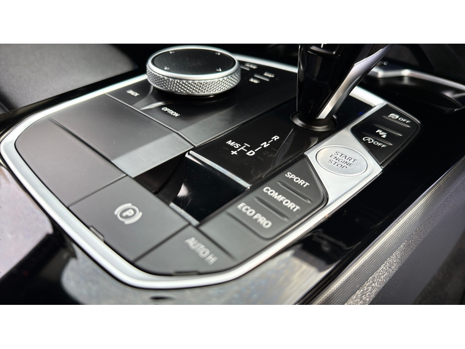 2020 BMW 2 Series - image 25