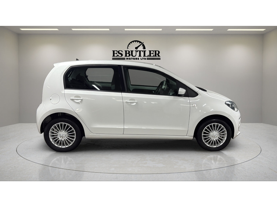 2014 Volkswagen up!  €8,490