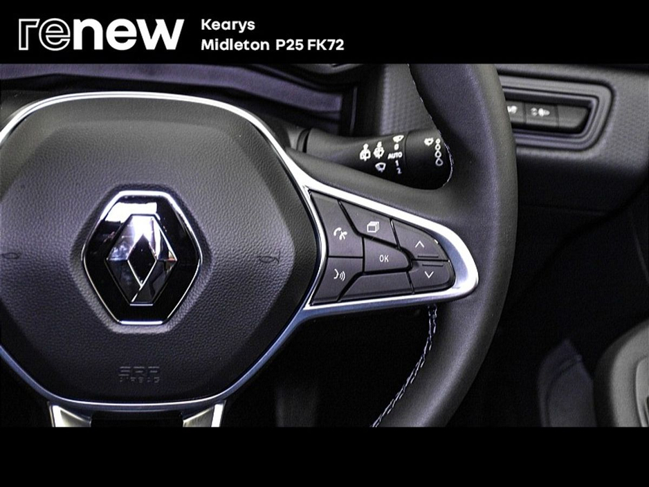 2023 Renault Clio - image 16