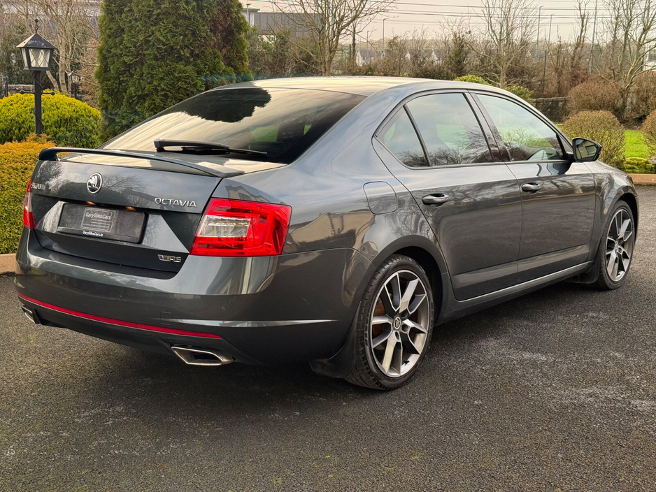 2016 Skoda Octavia - image 7
