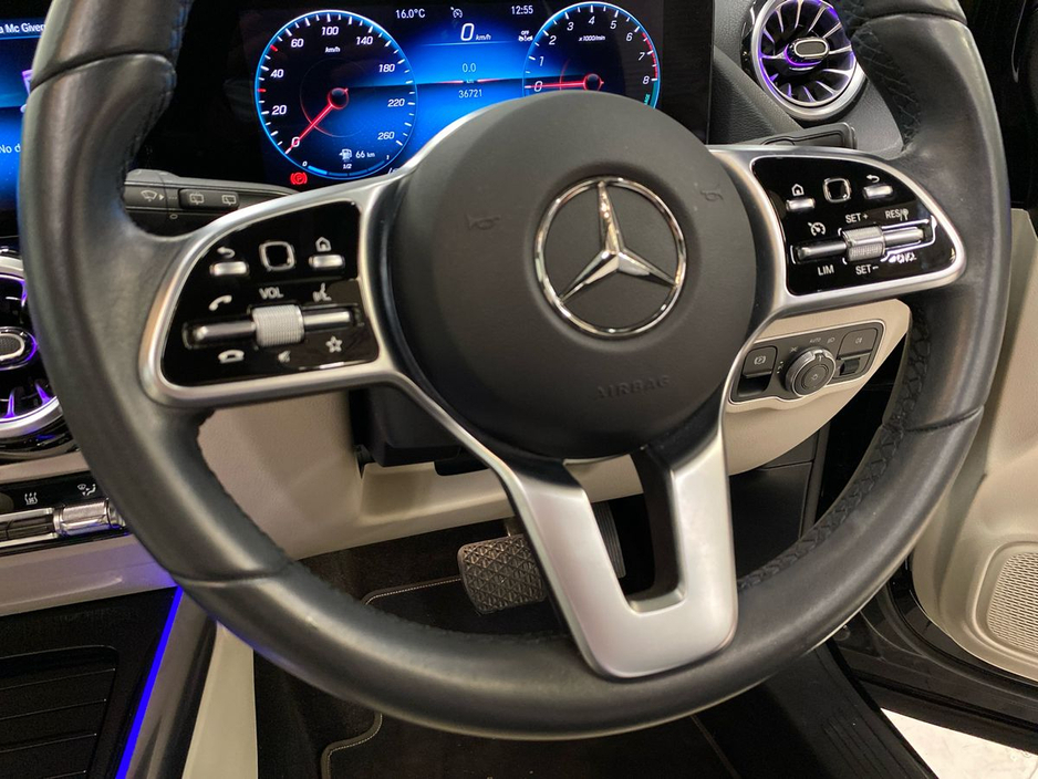 2022 Mercedes-Benz GLA Class - image 16