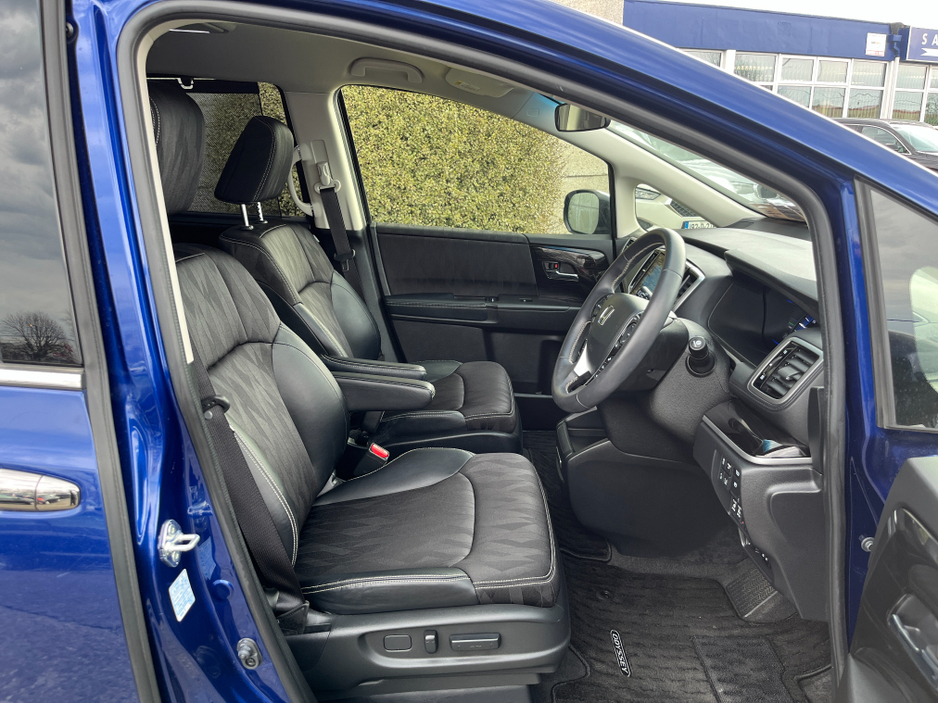 2019 Honda Odyssey - image 12