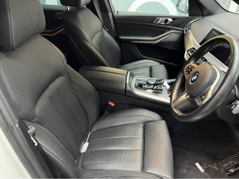2021 BMW X5 - image 16