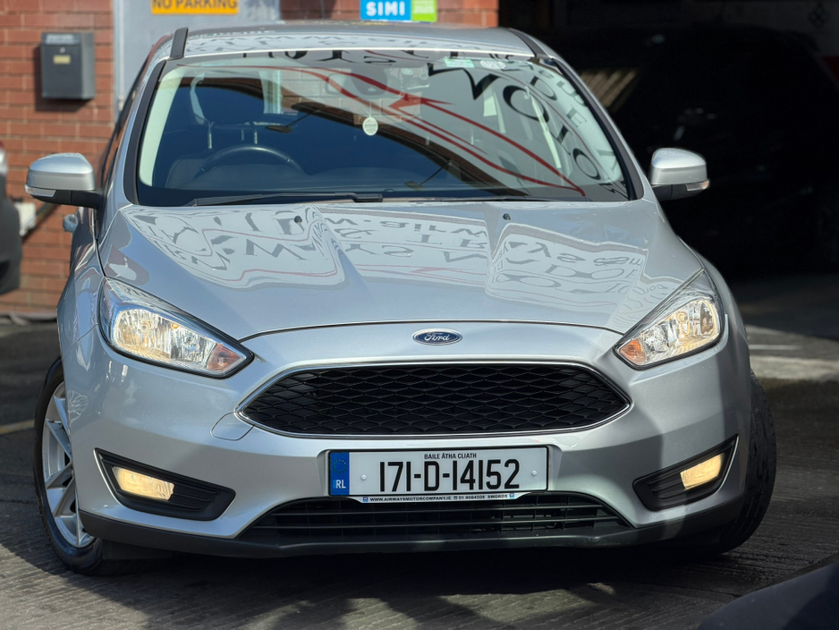 2017 Ford Focus - image 16