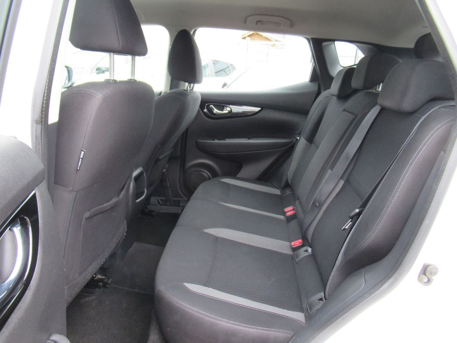 2019 Nissan Qashqai - image 8