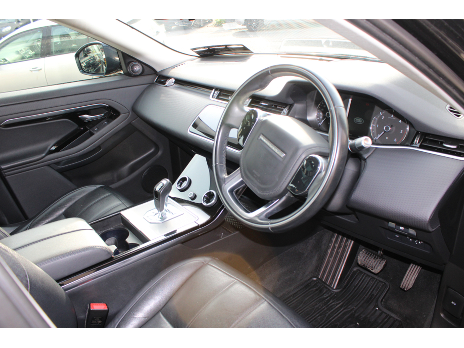 2020 Land Rover Range Rover Evoque - image 7