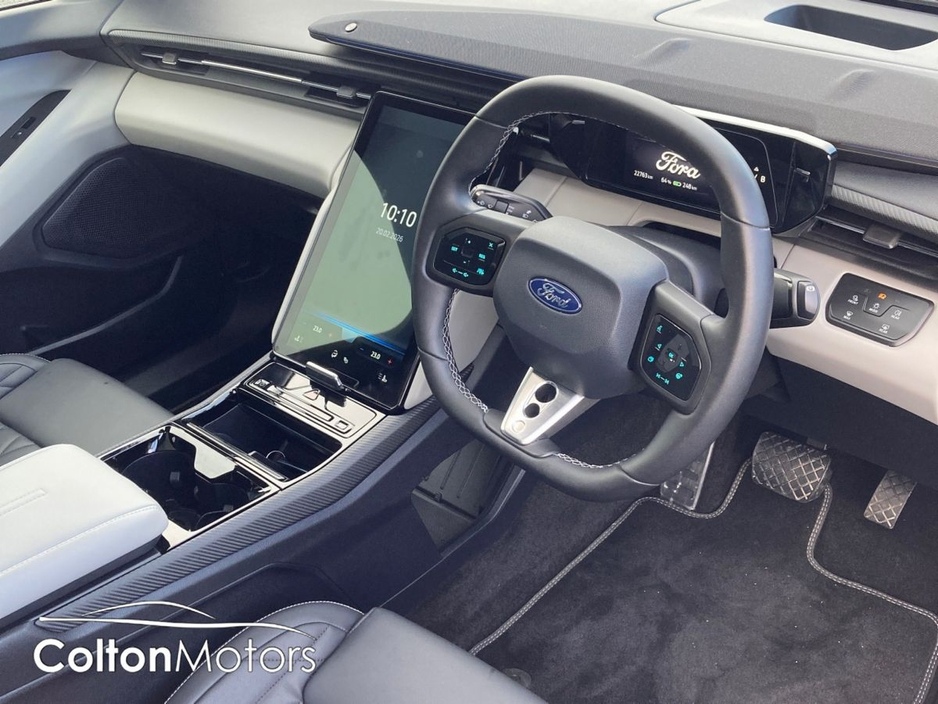 2025 Ford Capri Premium 77kWh Extended Range