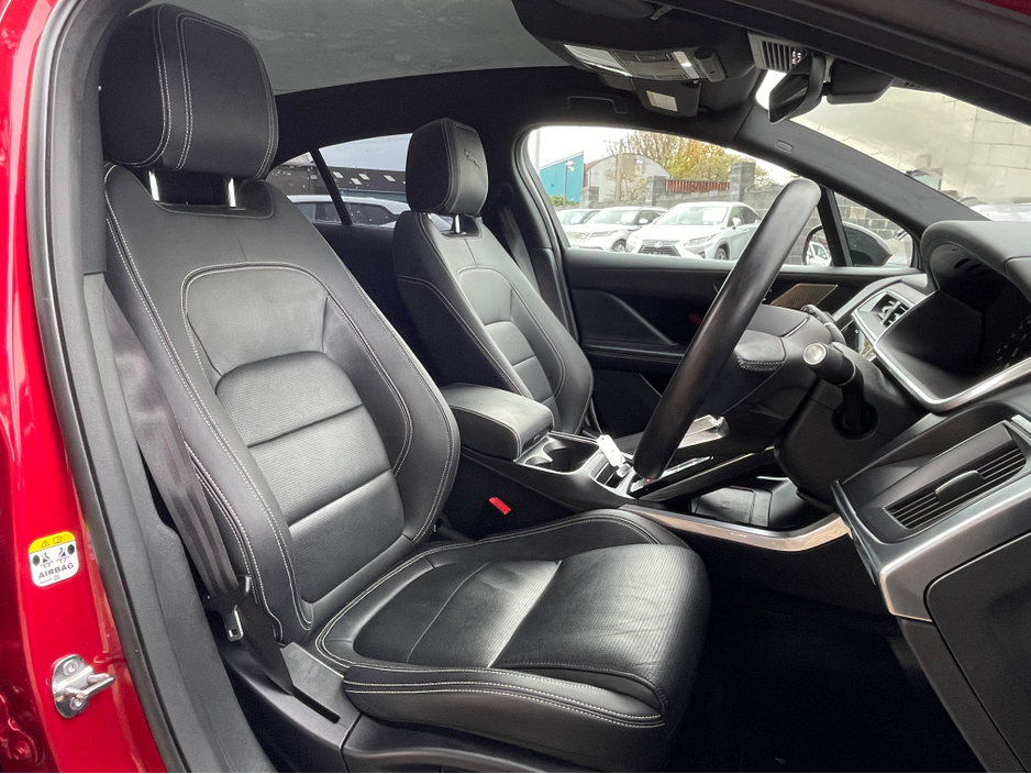 2023 Jaguar I-Pace - image 13