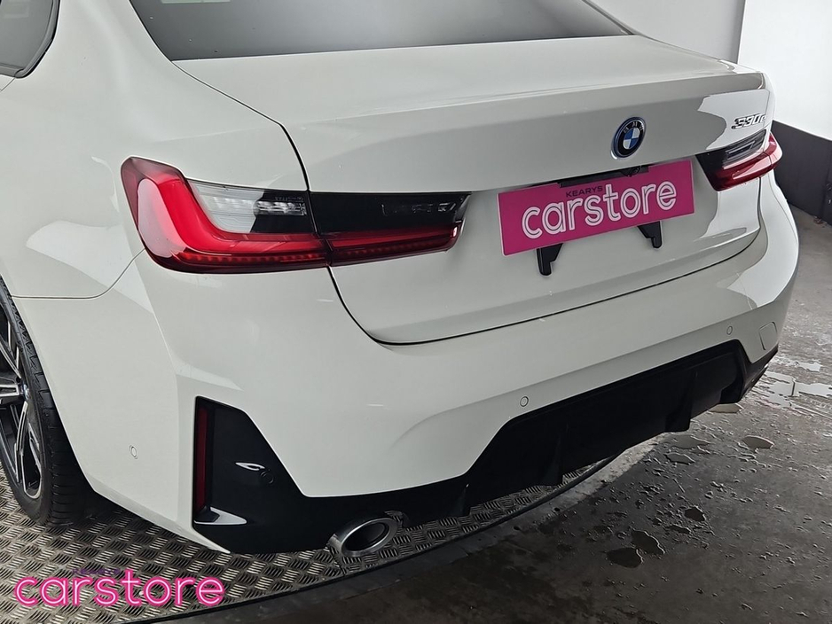 2024 BMW 3 Series 330 E M Sport Auto €48,880