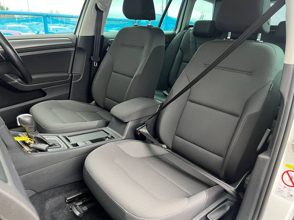 2020 Volkswagen Golf VARIANT 1.2 TSI * HUGE SPEC * // APPLE CARPLAY/ANDROID AUTO // 360 PARKING SENSORS // DIGITAL CLUSTER €19,950