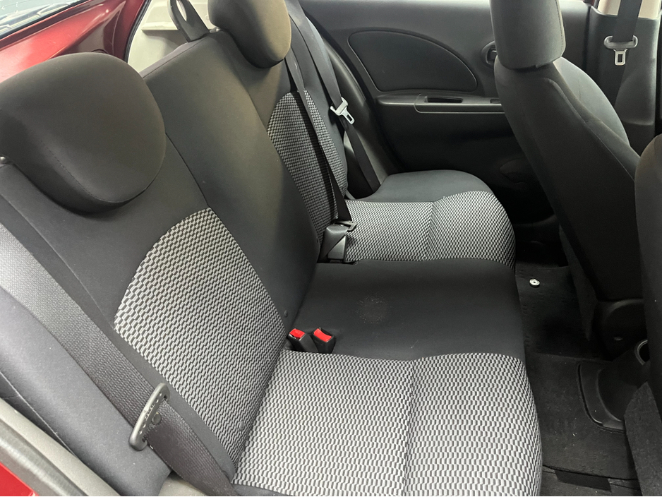 2016 Nissan March - image 10