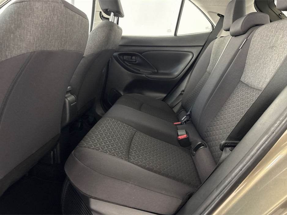 2023 Toyota Yaris Cross - image 31