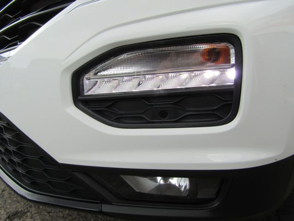 2019 Volkswagen T-Roc - image 41