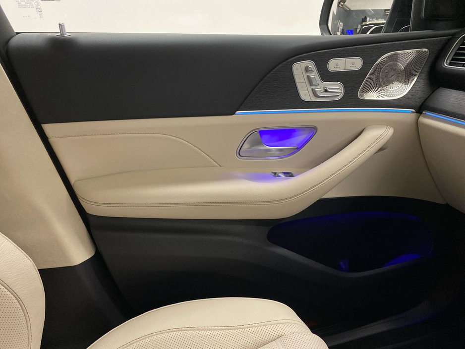 2026 Mercedes-Benz GLS - image 13