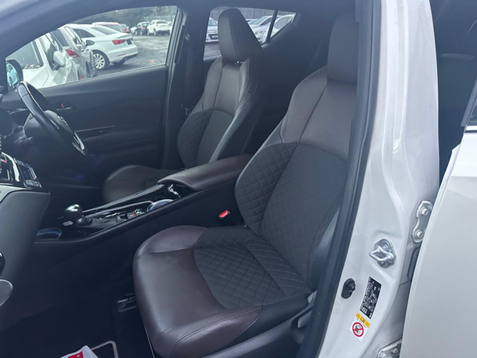 2017 Toyota C-HR - image 14