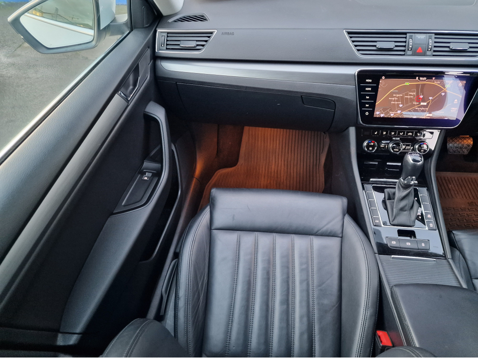 2017 Skoda Superb EXECUTIVE 2.0 TDI DSG-LOW MILEAGE €18,350